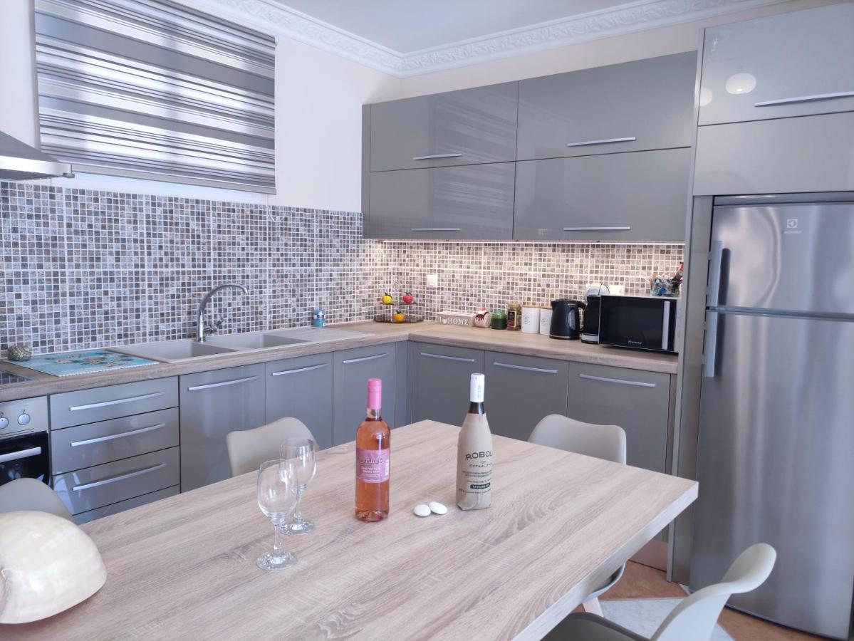 Blue Lagoon Luxury Apartment B2 Argostóli Extérieur photo