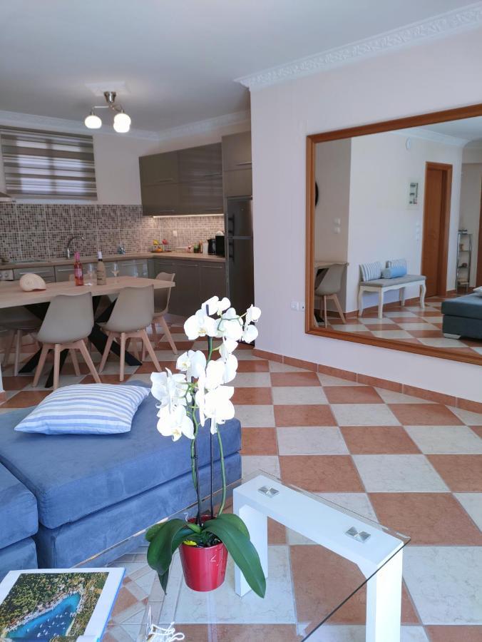 Blue Lagoon Luxury Apartment B2 Argostóli Extérieur photo